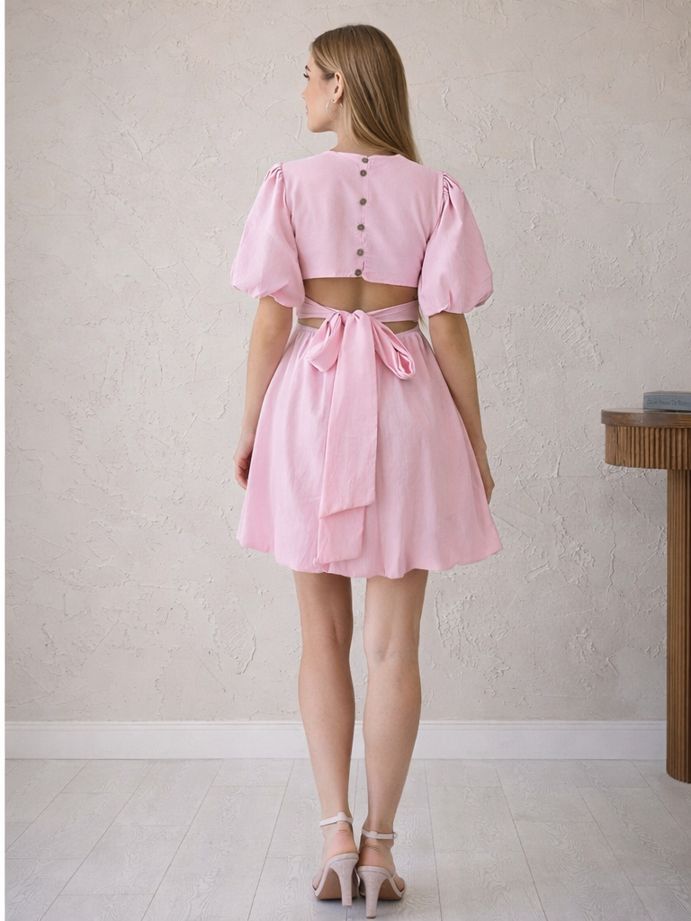 Elarie Premium – Soft Blush Bow Gown